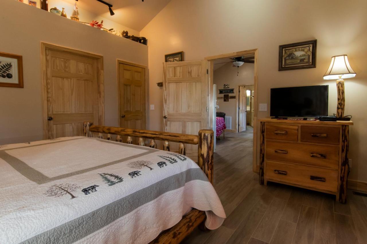 Calhoun House Inn & Suites Bryson City Ngoại thất bức ảnh