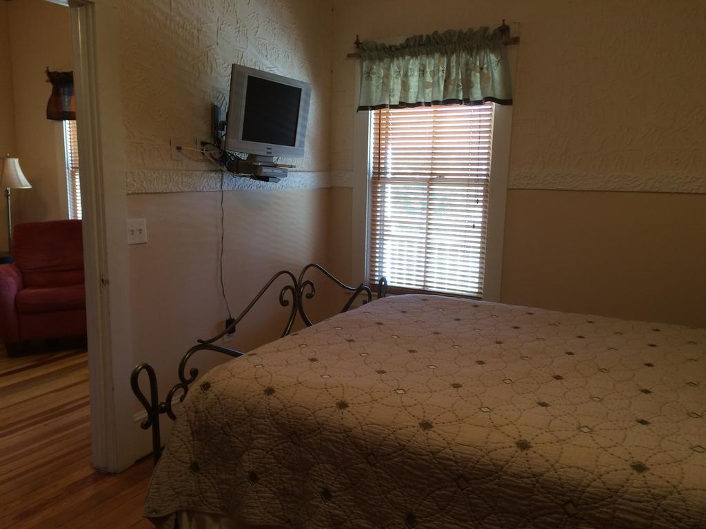 Calhoun House Inn & Suites Bryson City Ngoại thất bức ảnh